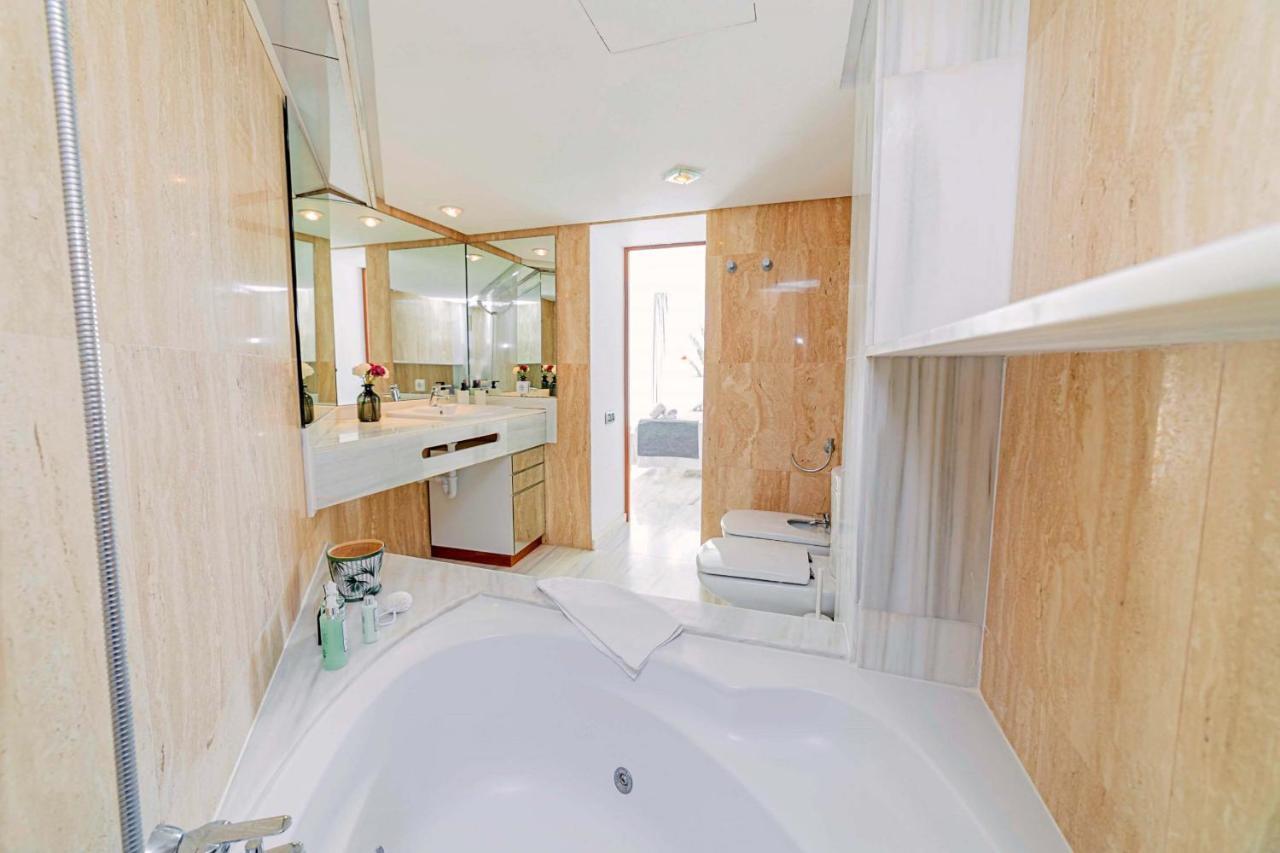 Natalia Beach By Sealand Villas ปอร์ต เด โปเญนซา ภายนอก รูปภาพ